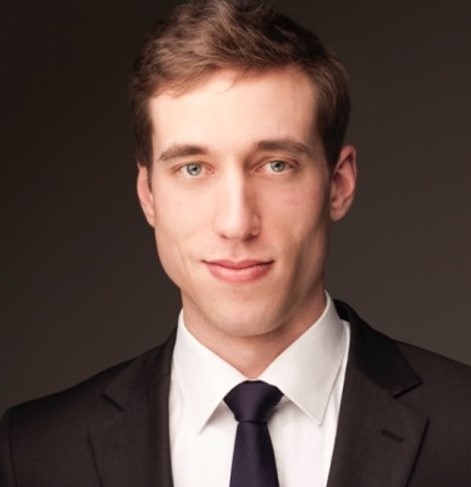 Dr. Matthias Heinrichs